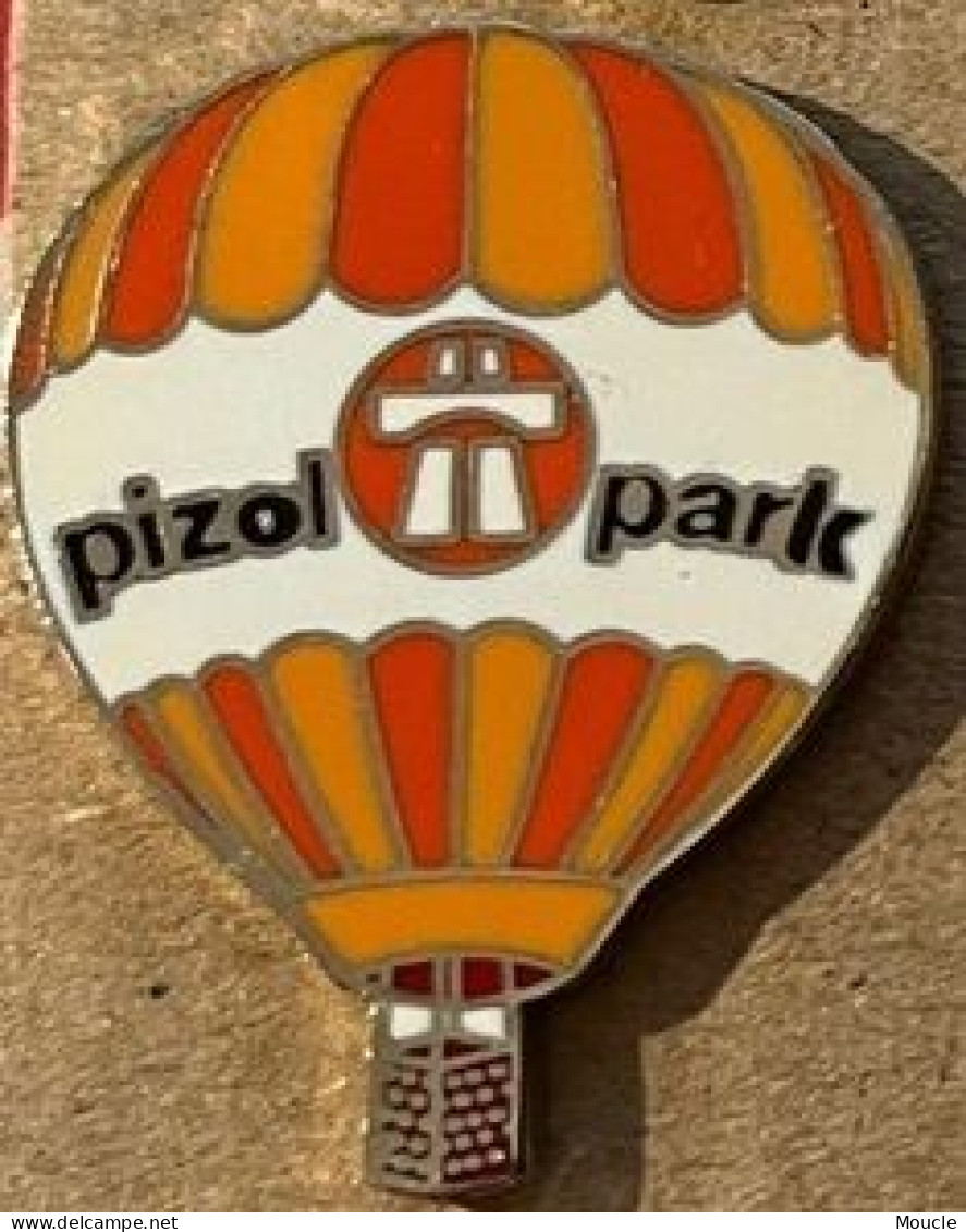 MONTGOLFIERE - BALLON - BALLOON - BALLON - PIZOL PARK - AUTOROUTE - N°224 -           (33) - Fesselballons