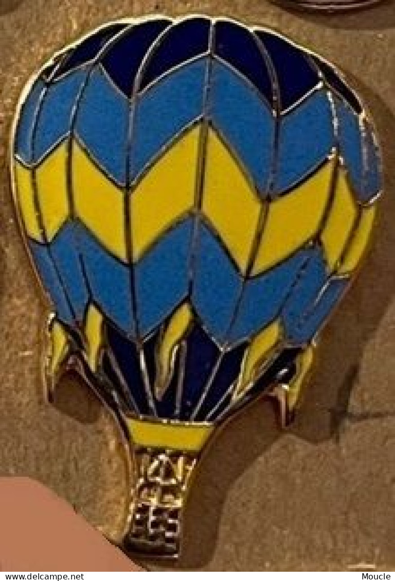 MONTGOLFIERE - BALLOON - BALLON A AIR CHAUD - BLEU FONCE - JAUNE - BLEUE CLAIR - GRAND MODELE   - (33) - Fesselballons