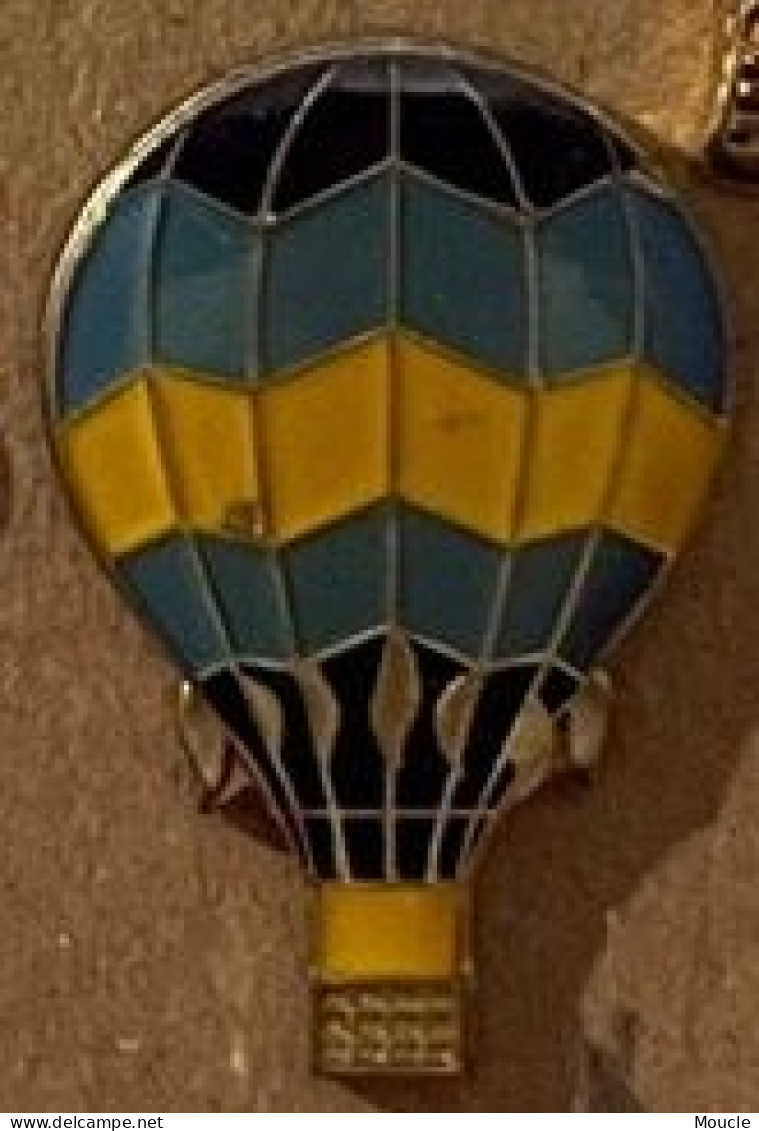 MONTGOLFIERE - BALLOON - BALLON A AIR CHAUD - BLEU FONCE - JAUNE - BLEUE CLAIR - PETIT MODELE - (33) - Mongolfiere