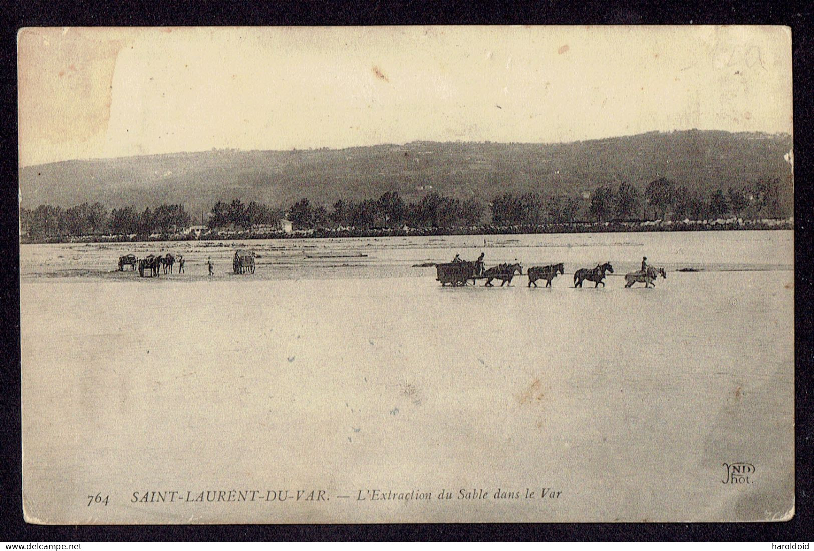 CPA 06 - 764. SAINT LAURENT DU VAR - L'EXTRACTION DU SABLE DANS LE VAR - Saint-Laurent-du-Var