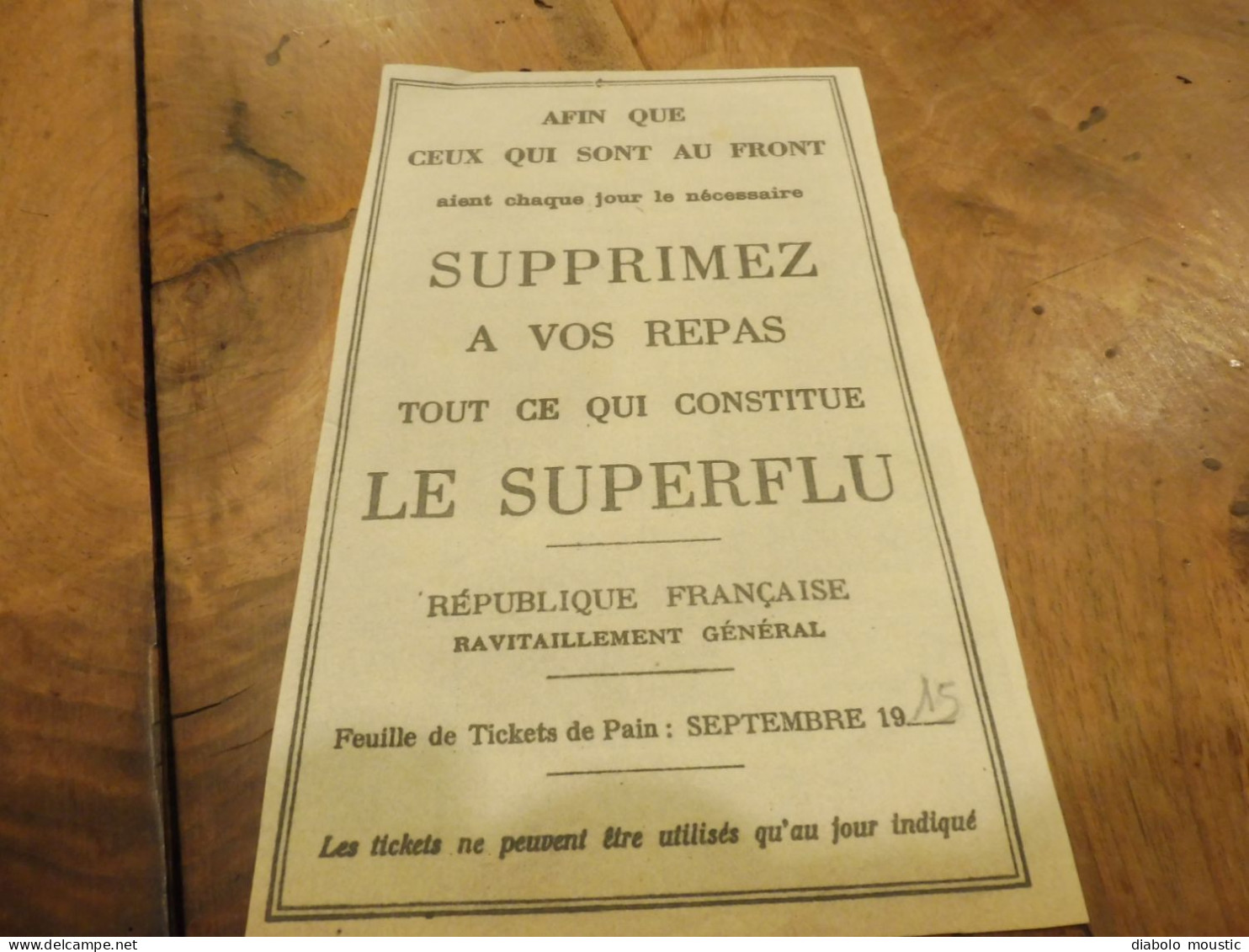 Feuille De Tickets De Pain ( Guerre 1914 - 1918) Donnez à Ceux Qui Sont Au Front , (format 17 X 11cm) - Documenti