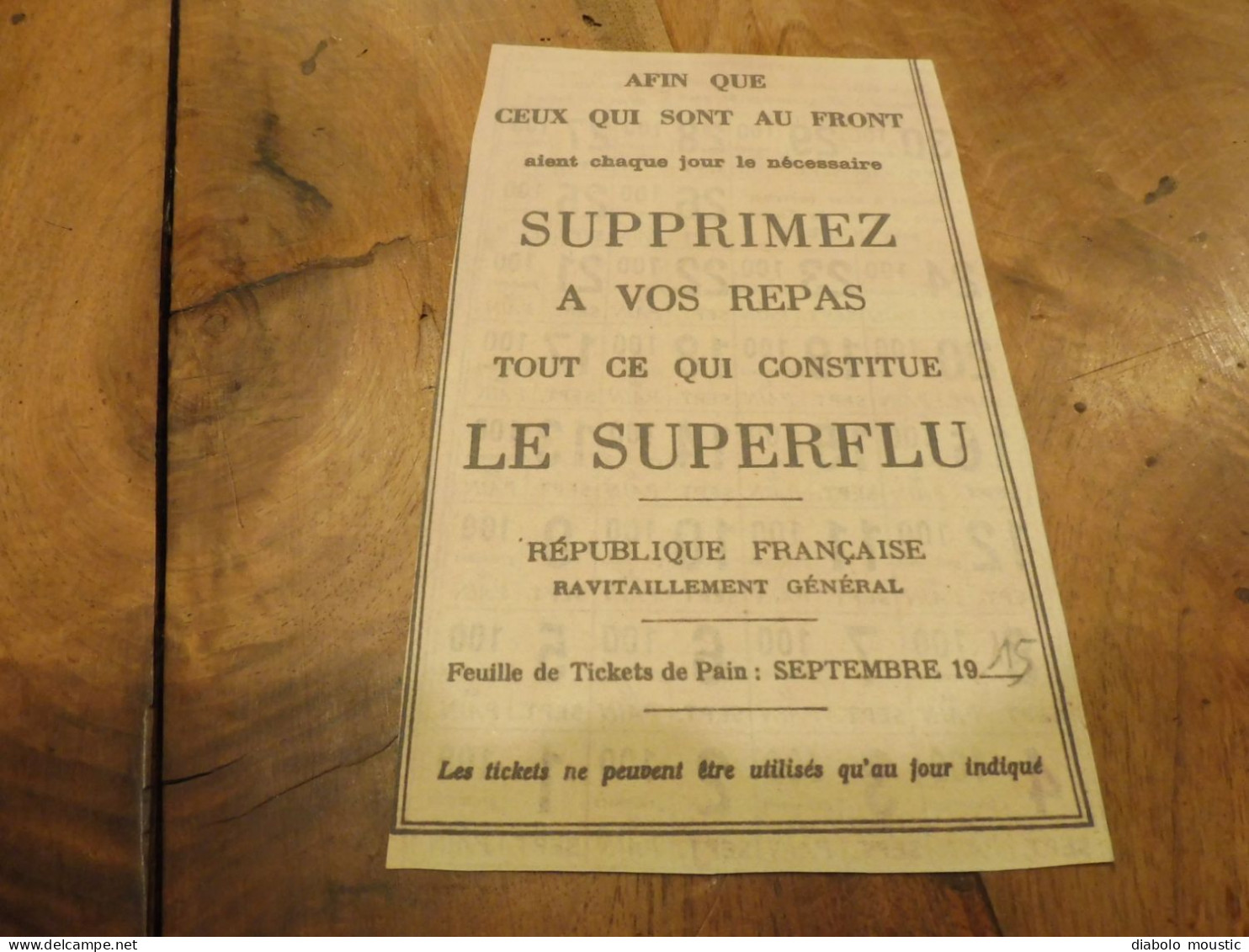 Feuille De Tickets De Pain ( Guerre 1914 - 1918) Gardez Le Superflu Pour Nos Soldats Du Front, (format 17 X 11cm) - Documenti