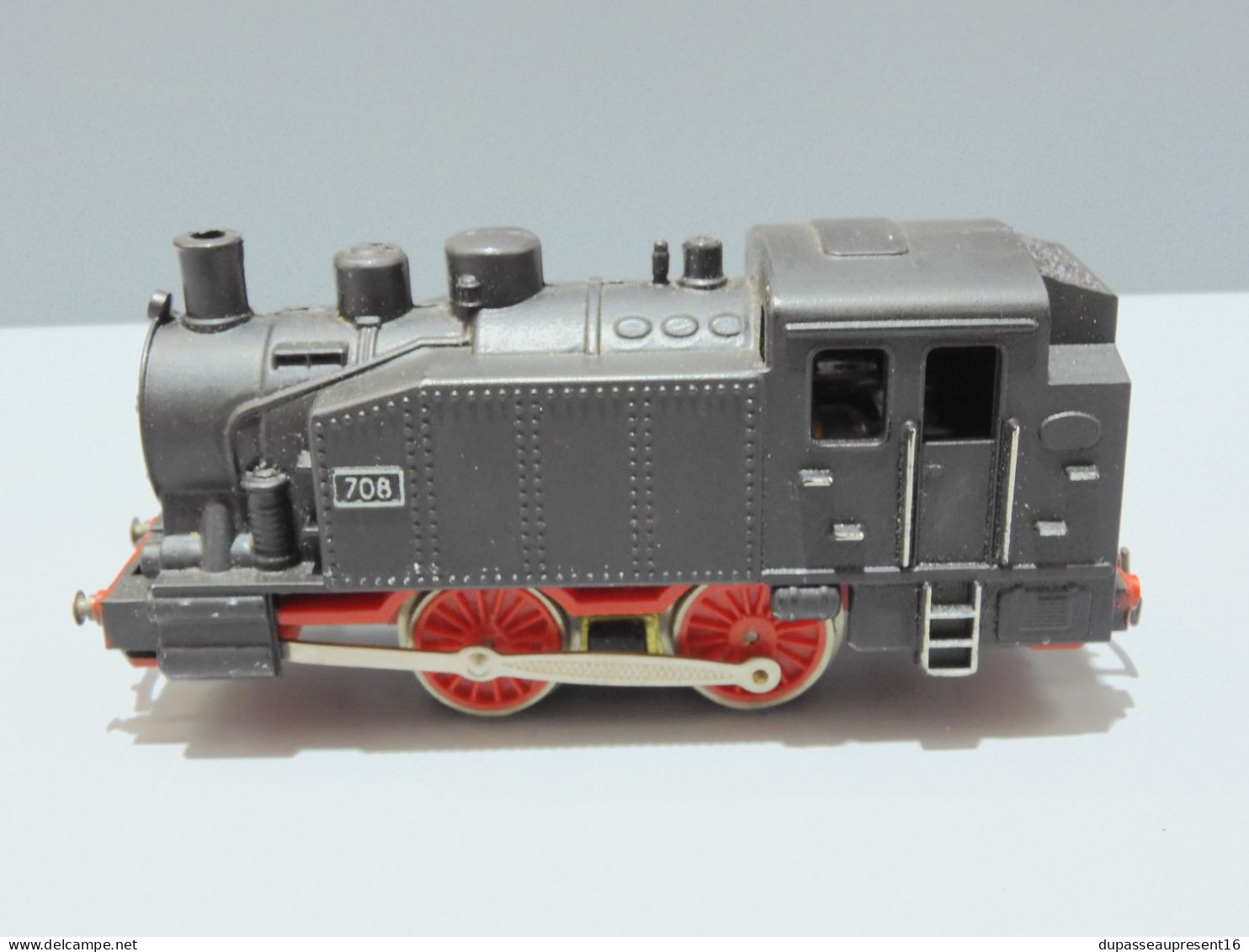 -LOCOMOTIVE Vintage A Vapeur Noire SNCF Charbon 020 JOUEF 708 Jus De Grenier   E - Locomotive