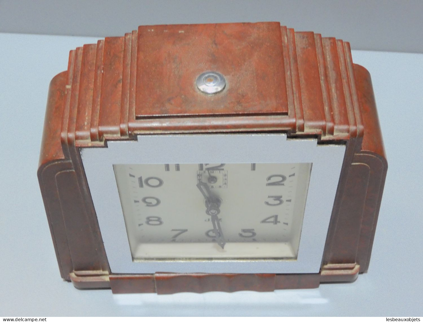 -REVEIL ART DECO JAZ BAKELITE  ROUGE COLLECTION Déco Vintage Vitrine   E - Alarm Clocks