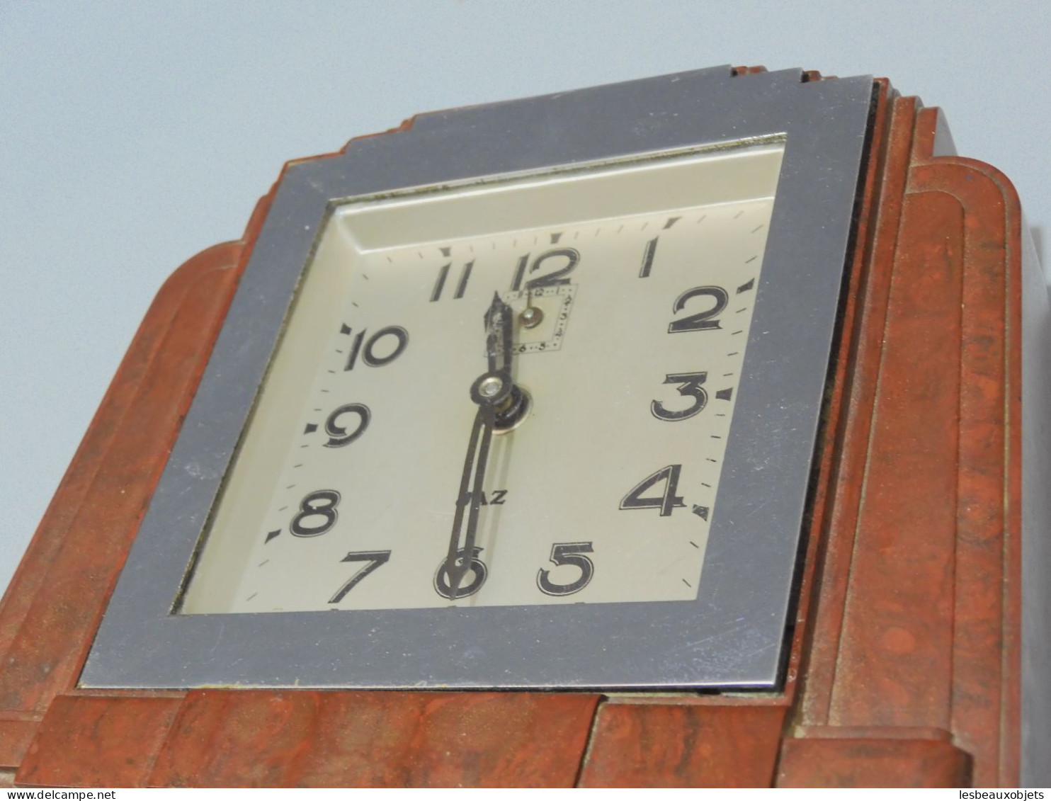 -REVEIL ART DECO JAZ BAKELITE  ROUGE COLLECTION Déco Vintage Vitrine   E - Alarm Clocks
