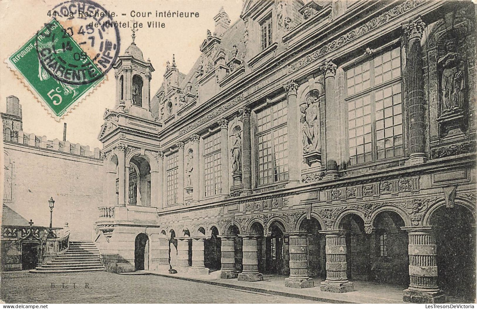 FRANCE - La Rochelle - Cour Intérieur De L'hôtel De Ville - Carte Postale Ancienne - La Rochelle