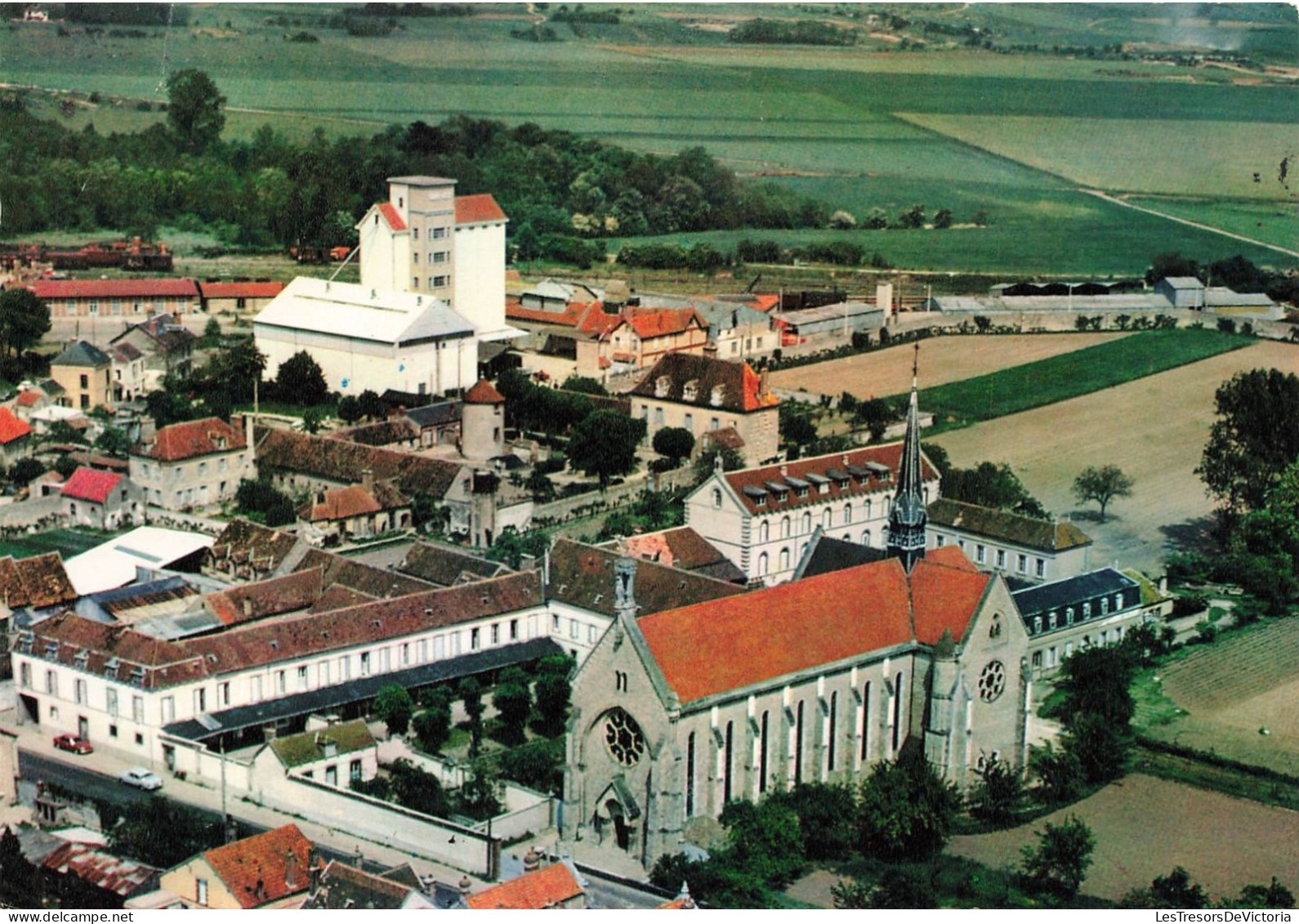 FRANCE - Sens - Vue Aérienne - Notre-Dame De La Providence - Carte Postale - Sens