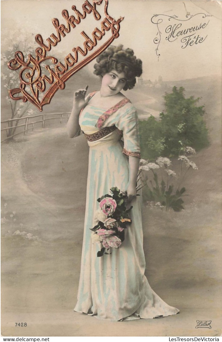 FANTAISIE - Femme - Gelukkig Verjaardag - Heureuse Fête - Colorisé - Cartes Postales Ancienne - Vrouwen