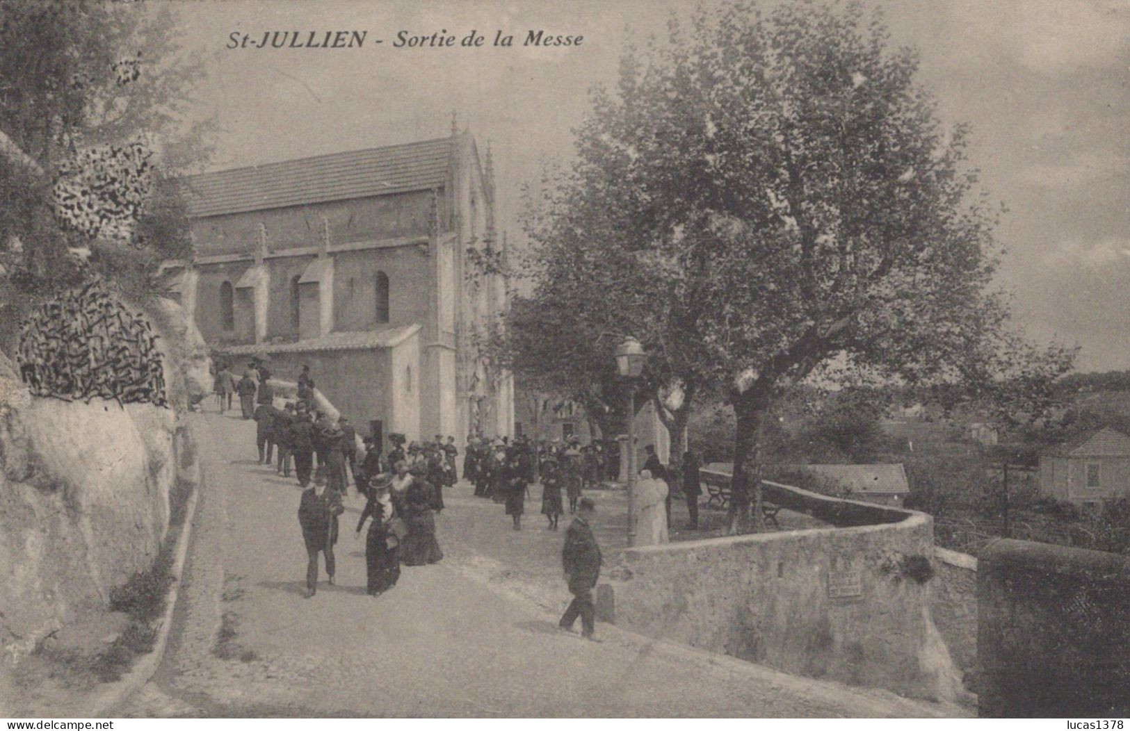 13 / MARSEILLE / SAINT JULIEN / SORTIE DE LA MESSE - Saint Barnabé, Saint Julien, Montolivet