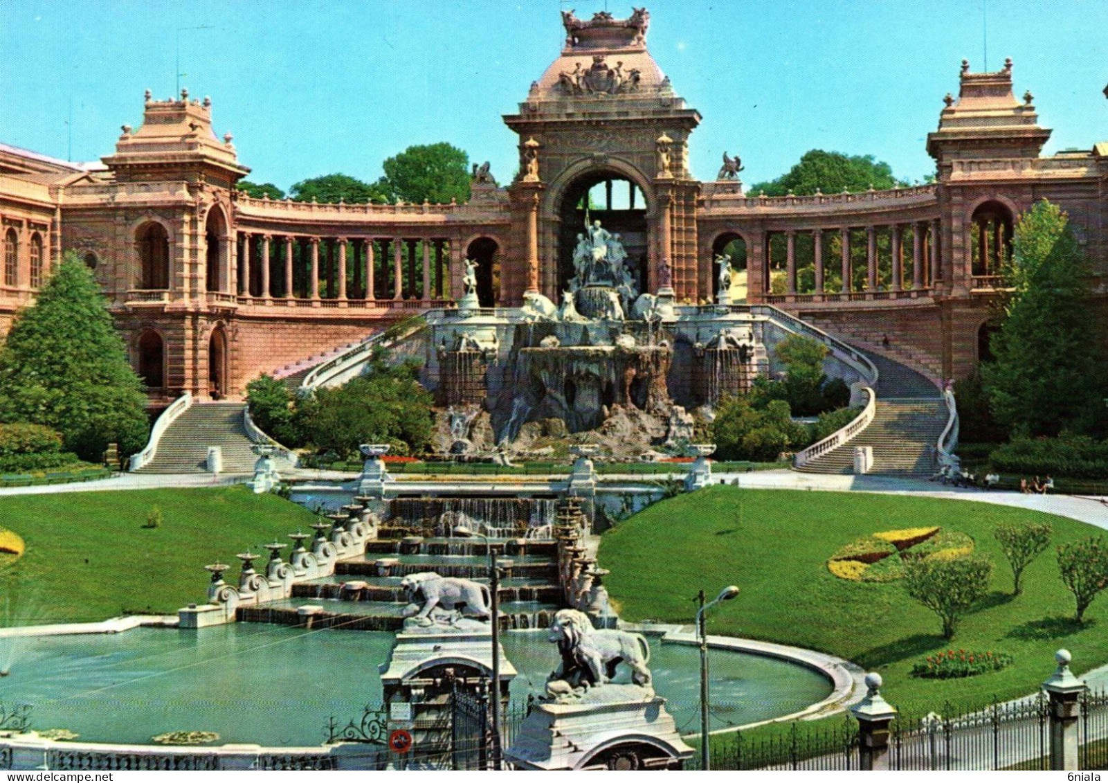 20236 MARSEILLE Le Palais Longchamp   ( 2 Scans) 13 - Parks, Gärten