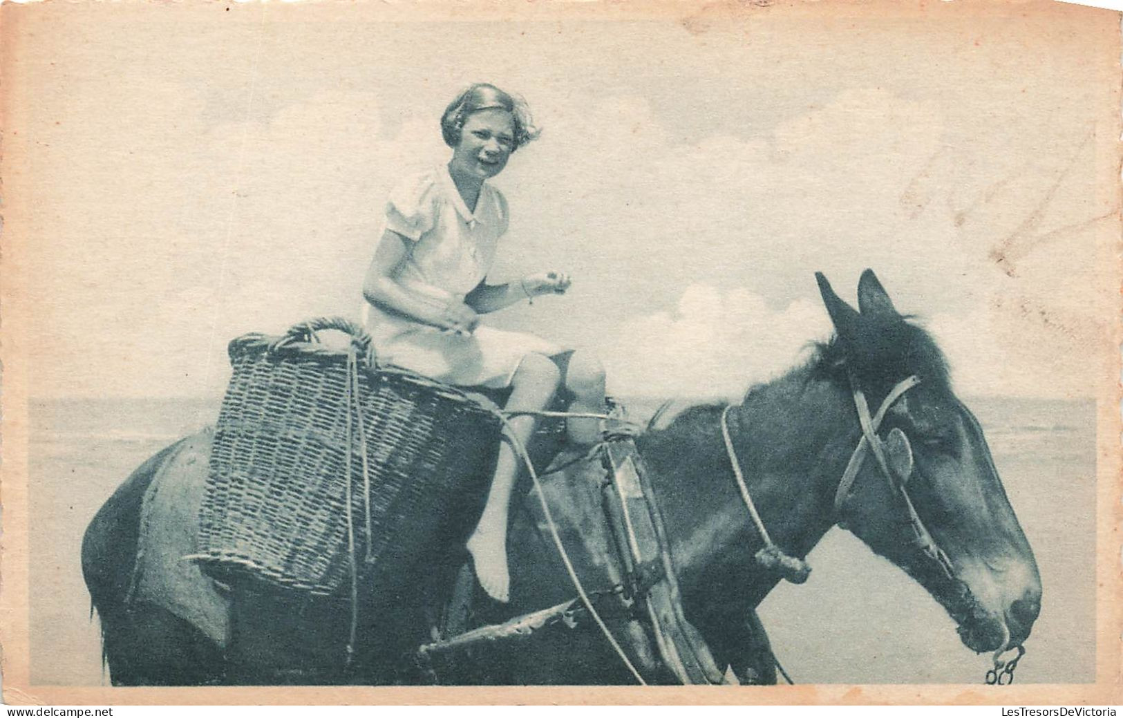 BELGIQUE - Bruxelles - La Princesse Charlotte à La Plage - Âne - Cartes Postales Ancienne - Personnages Célèbres