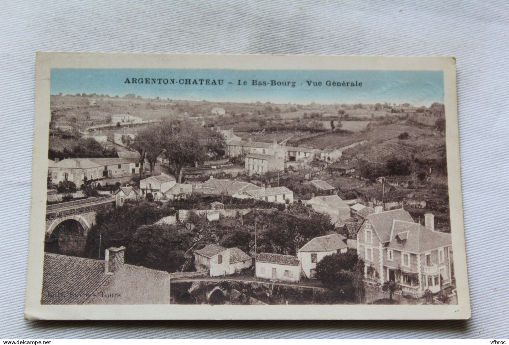 Cpa 1943, Argenton Château, Le Bas Bourg, Vue Générale, Deux Sèvres 79 - Argenton Chateau