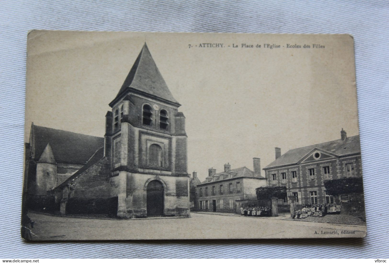 Attichy, La Place De L'église, écoles Des Filles, Oise 60 - Attichy