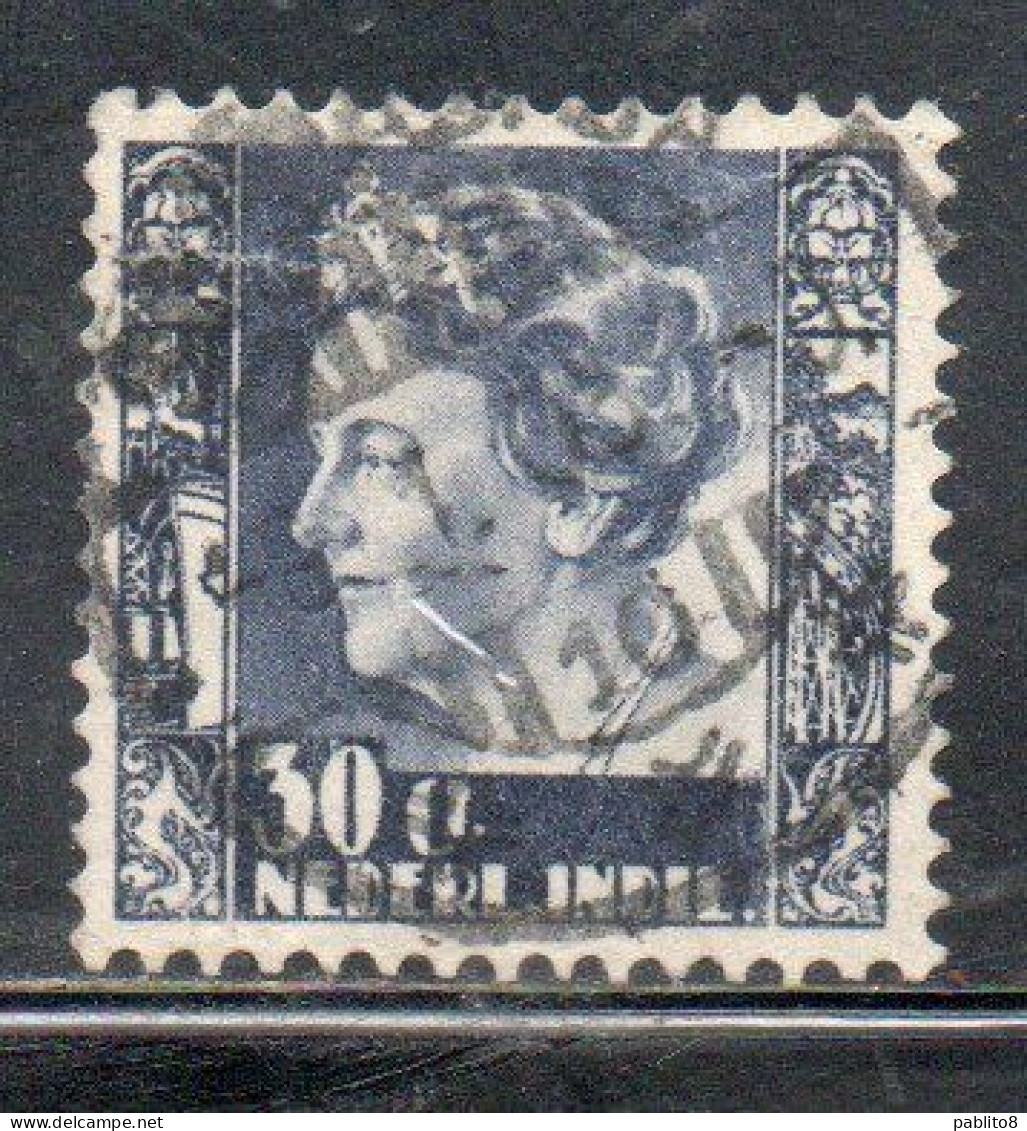 DUTCH INDIA INDIE INDE NEDERLANDS HOLLAND OLANDESE OLANDESI INDIES 1933 1937 1934 QUEEN WILHELMINA 30c USED USATO - Nederlands-Indië