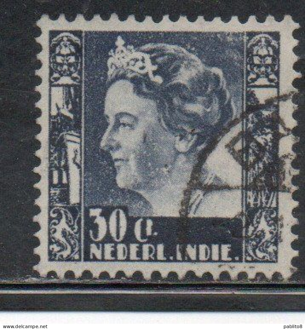 DUTCH INDIA INDIE INDE NEDERLANDS HOLLAND OLANDESE OLANDESI INDIES 1933 1937 1934 QUEEN WILHELMINA 30c USED USATO - Nederlands-Indië