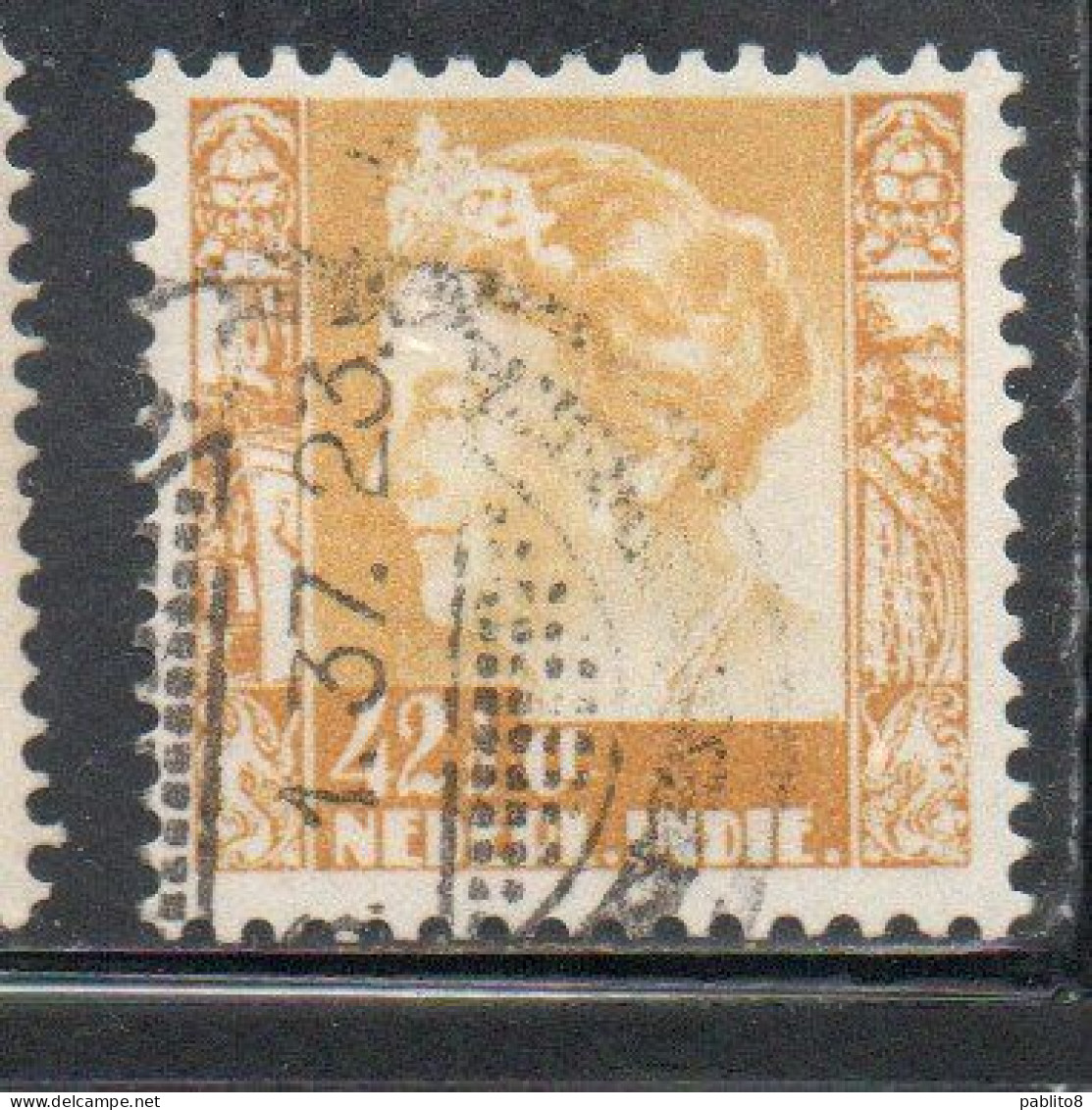 DUTCH INDIA INDIE INDE NEDERLANDS HOLLAND OLANDESI NETHERLANDS INDIES 1933 1937 1934 QUEEN WILHELMINA 42 1/2c USED USATO - Nederlands-Indië