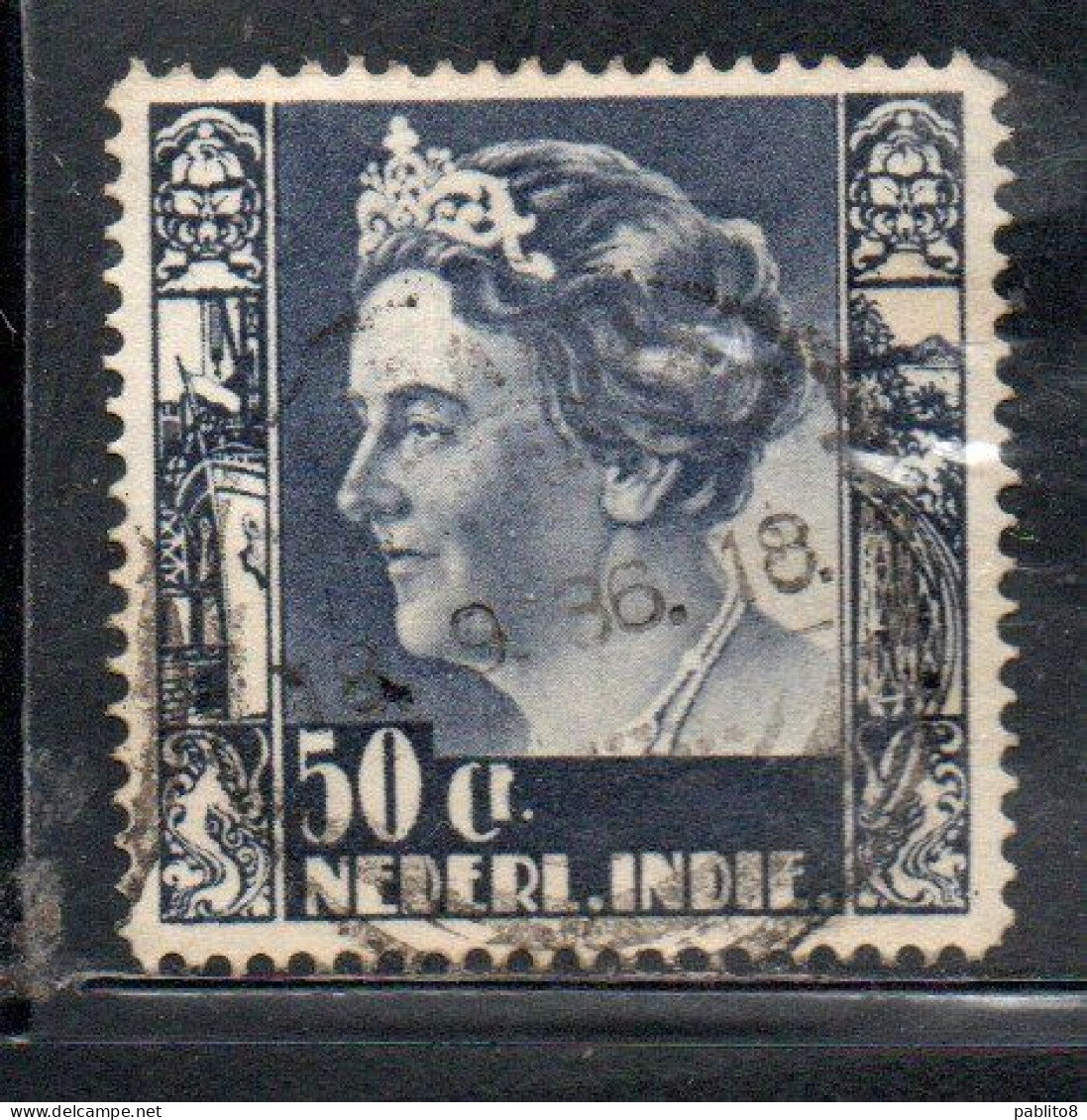 DUTCH INDIA INDIE INDE NEDERLANDS HOLLAND OLANDESI NETHERLANDS INDIES 1934 QUEEN WILHELMINA 50c USED USATO - Nederlands-Indië