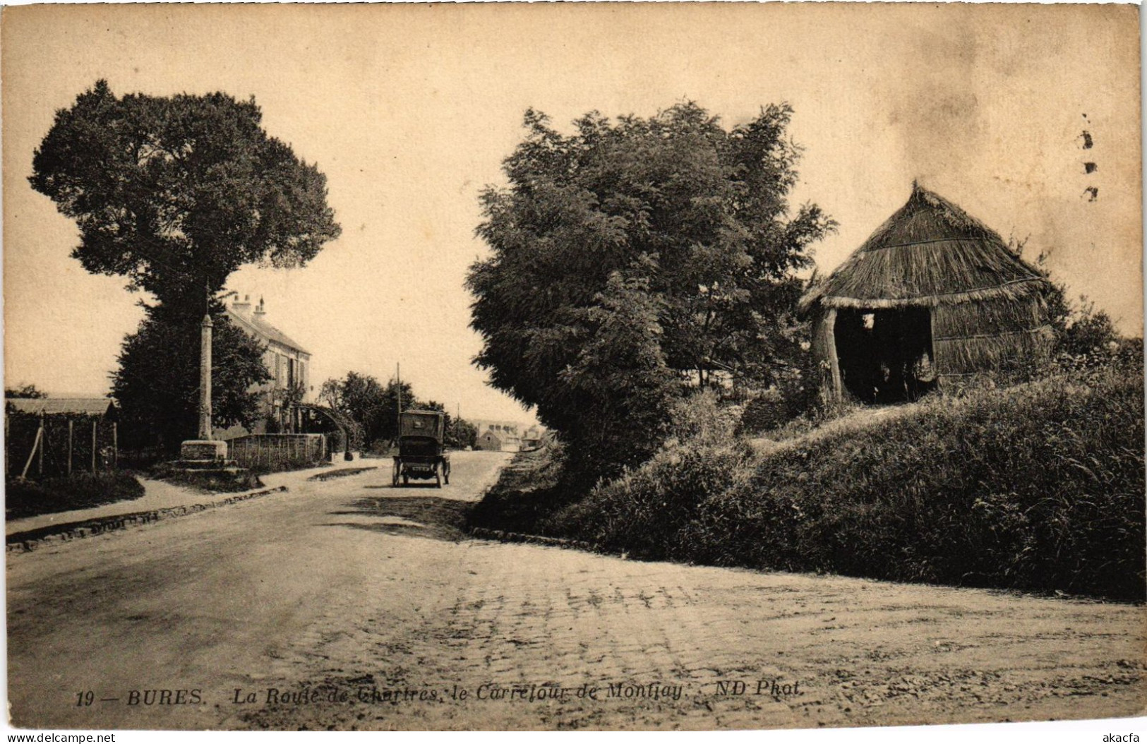 CPA Bures La Route De Chartres FRANCE (1371614) - Bures Sur Yvette