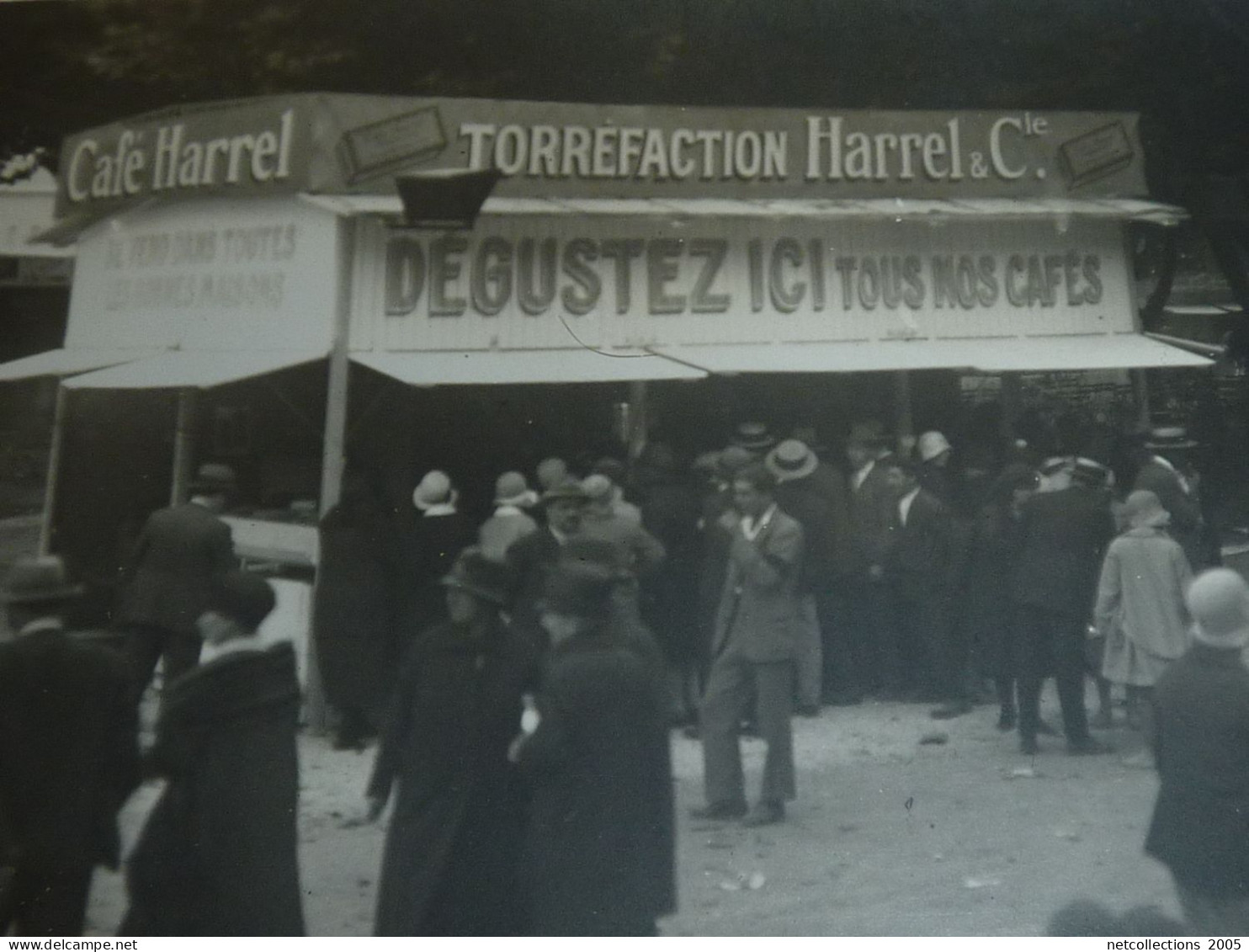 CARTE PHOTO FOIRE DE MARSEILLE STAND "CAFE HARREL / TORREFACTION" HARREL & Cie - 13 BOUCHES DU RHONE (DB) - Electrical Trade Shows And Other