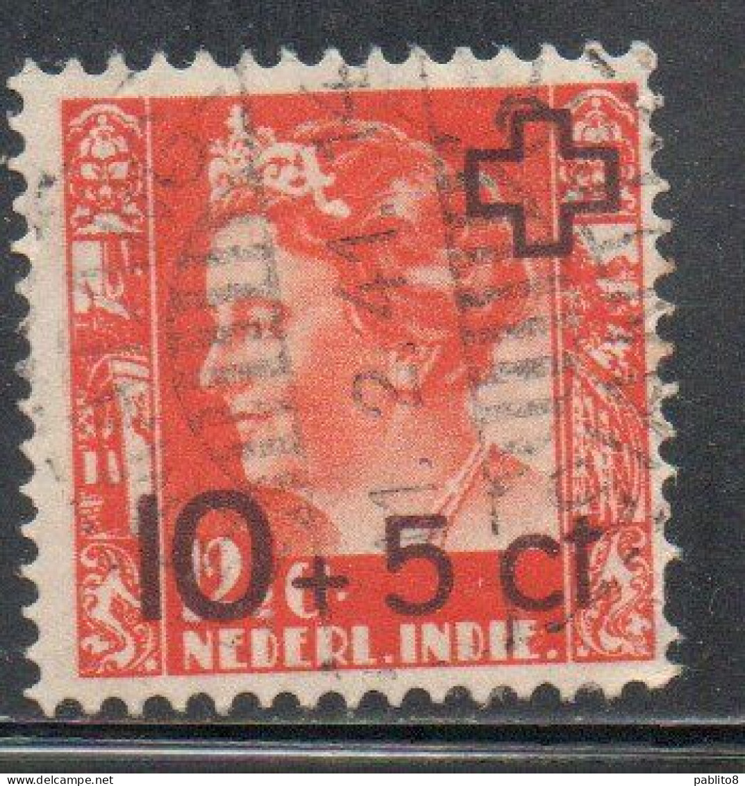 DUTCH INDIA INDIE INDE NEDERLANDS HOLLAND OLANDESI NETHERLANDS INDIES 1940 QUEEN WILHEMINA SURCHARGED 10c + 5c USED - Nederlands-Indië