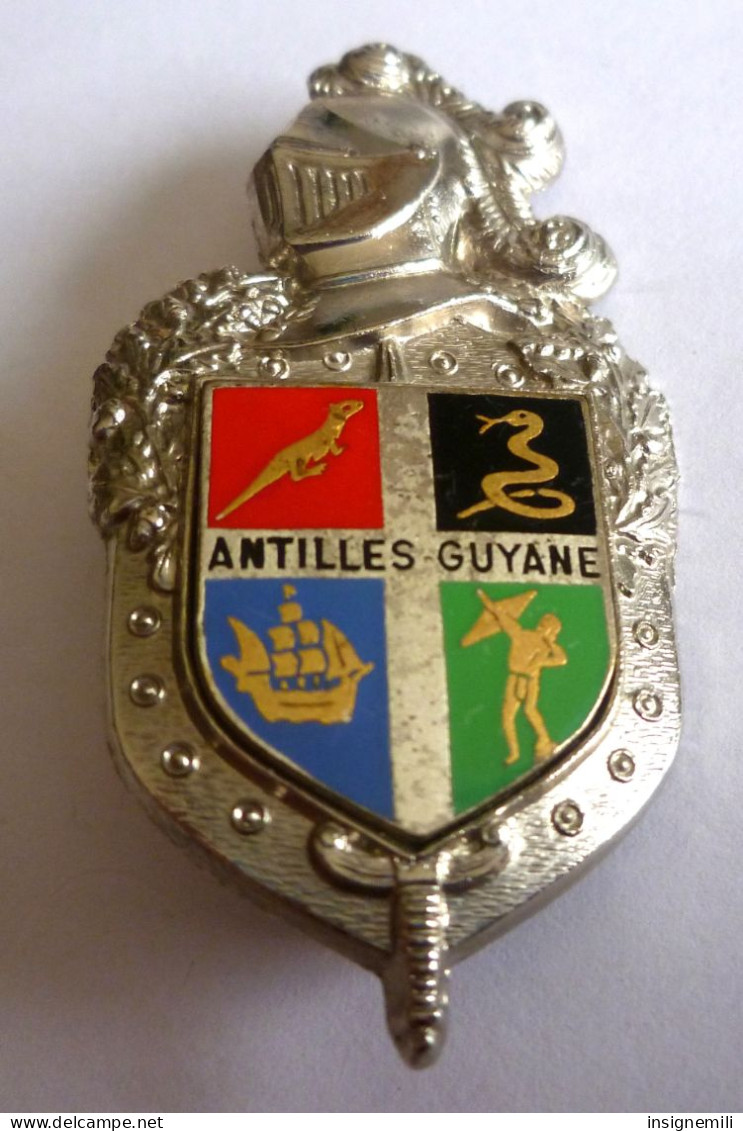 INSIGNE LEGION DE GENDARMERIE ANTILLES GUYANE - Police