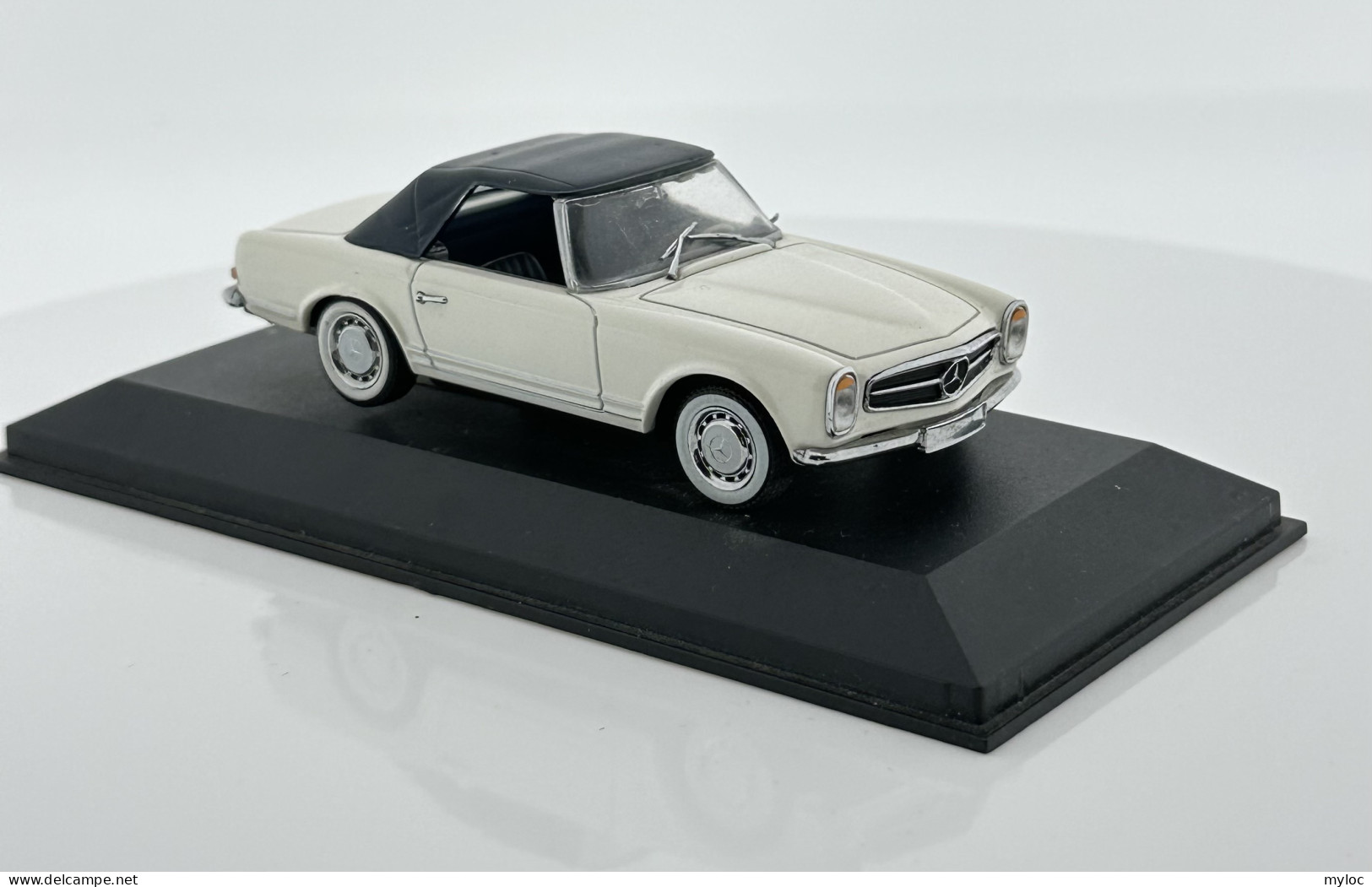 Voiture Miniature Mercedes-Benz 280 SL Softtop Pagode. 1968. Minichamps. Echelle 1:43 - Minichamps