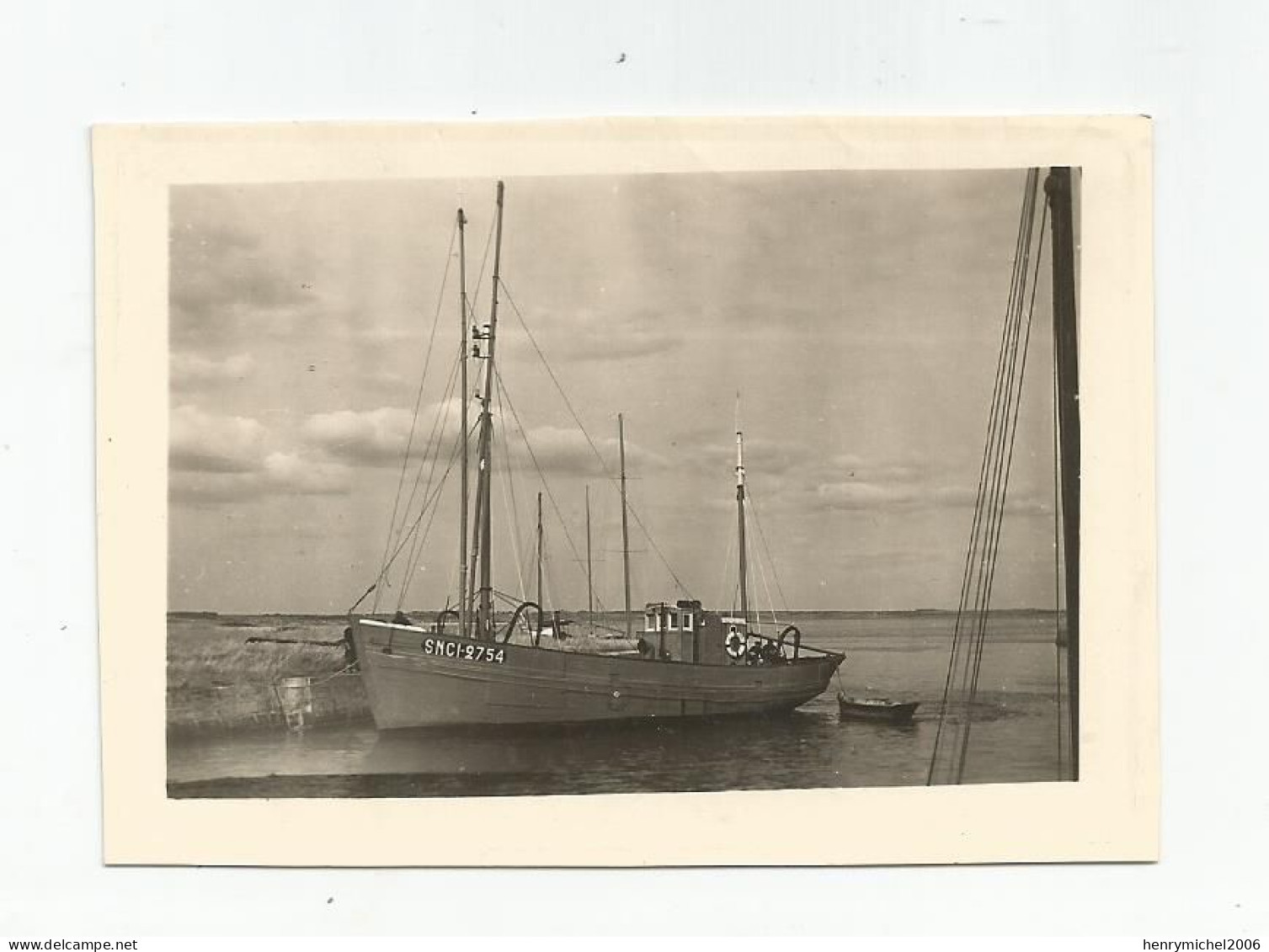 Photographie 44 La Turballe Bateau De Peche Voilier Nommé Photo 9,2x6,5 Cm - Bateaux