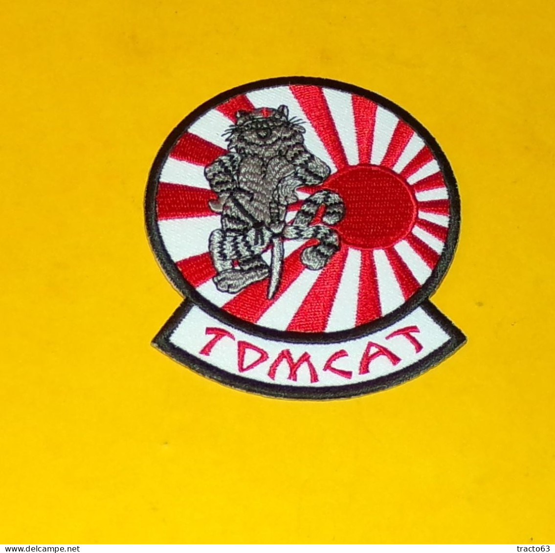 TISSU PATCH : TOMCAT , DIAMETRE 8 CM , BON ETAT VOIR PHOTO . POUR TOUT RENSEIGNEMENT ME CONTACTER. REGARDEZ MES AUTRES V - Ecussons Tissu