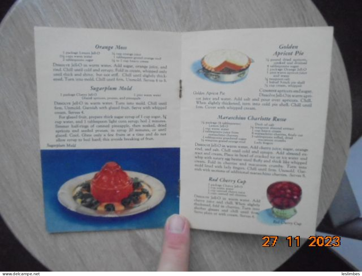 Now Jell-O Tastes Twice As Good...Enjoy These Tempting Recipes 1934 - Nordamerika