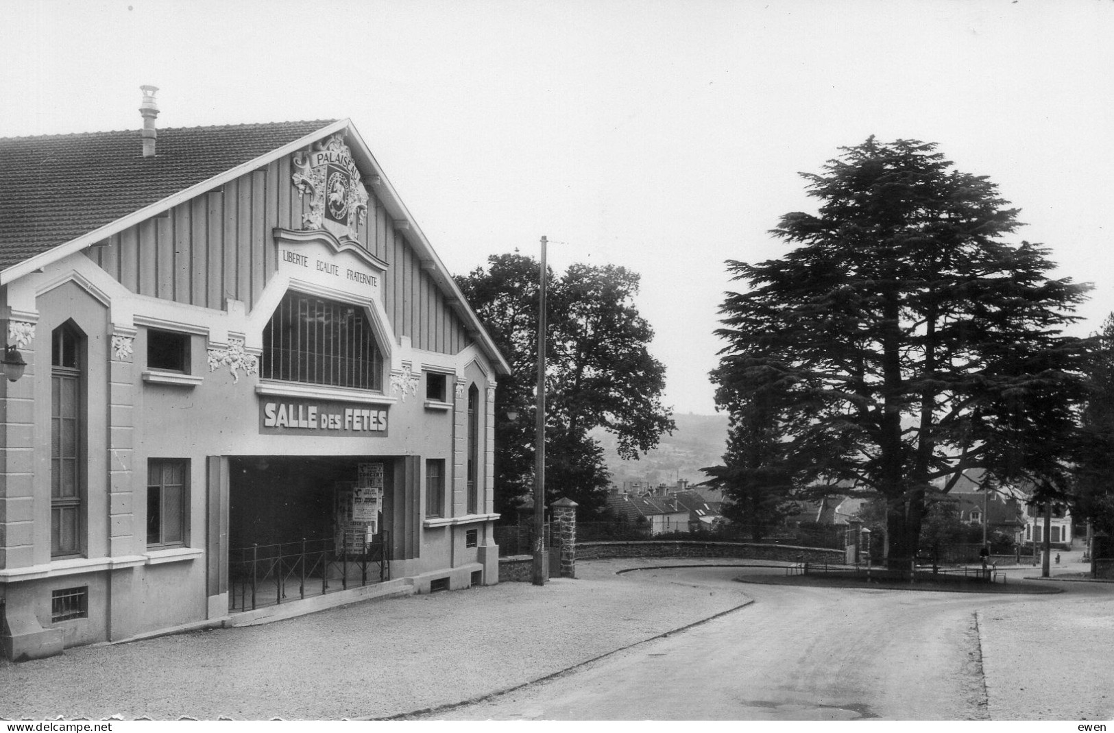 Palaiseau. Salle Des Fêtes. - Palaiseau