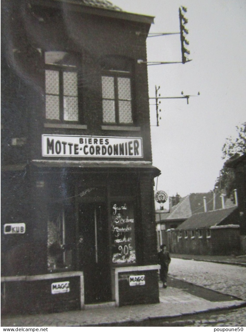 CP 59 Nord WASQUEHAL Prés Marcq En Bareuil - église Saint Clément, Café Estaminet Bières Motte Cordonnier Kub Maggi 1950 - Marcq En Baroeul