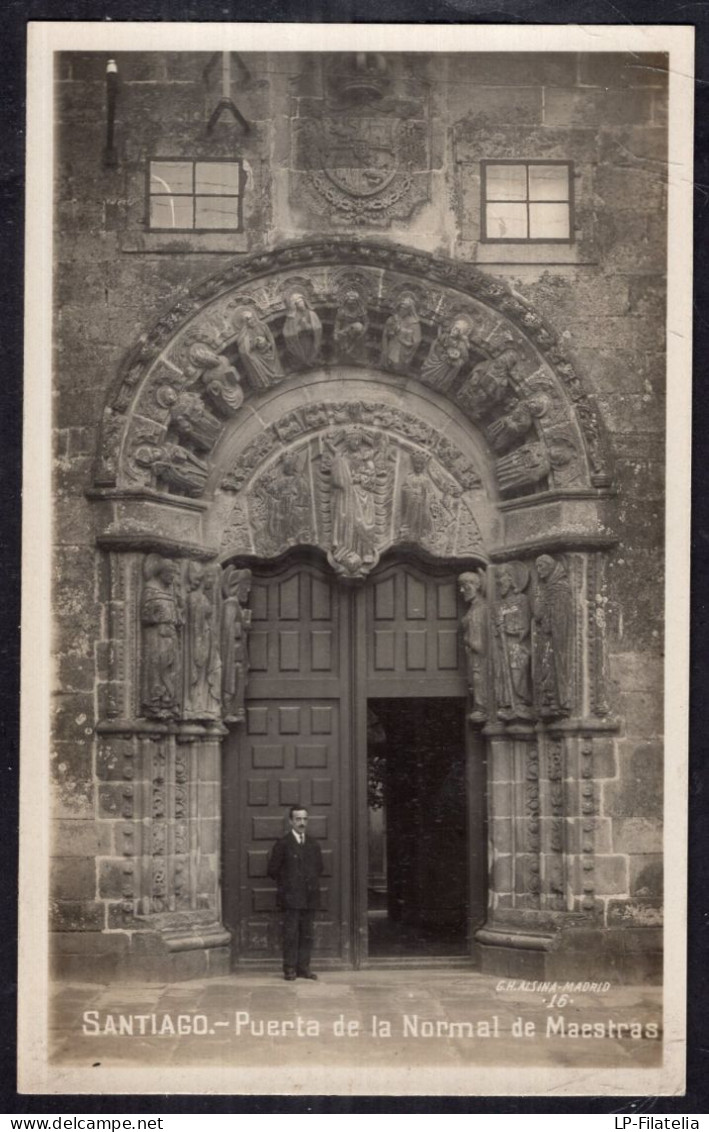 España - Santiago De Compostela - Puerta De La Normal De Maestras - Santiago De Compostela