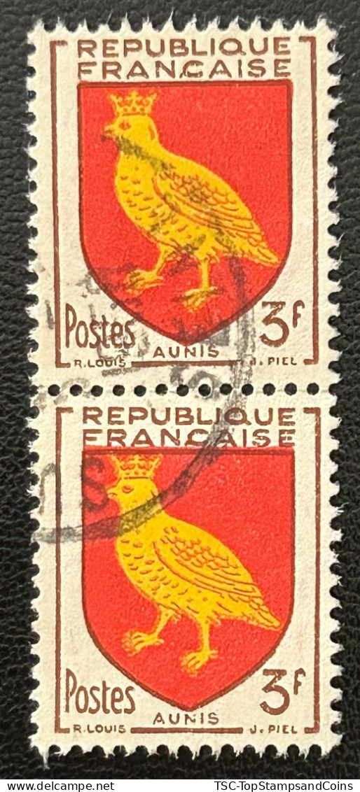 FRA1004Ux2v1 - Armoiries De Provinces (VII) - Aunis - Pair Of 3 F Used Stamps - 1954 - France YT 1004 - 1941-66 Armoiries Et Blasons