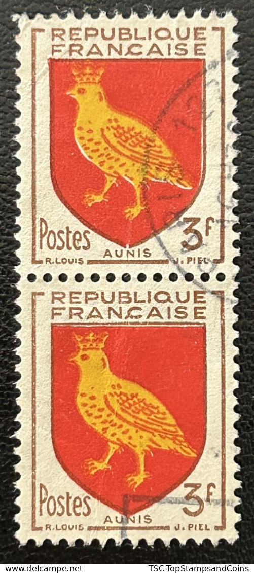 FRA1004Ux2v2 - Armoiries De Provinces (VII) - Aunis - Pair Of 3 F Used Stamps - 1954 - France YT 1004 - 1941-66 Armoiries Et Blasons