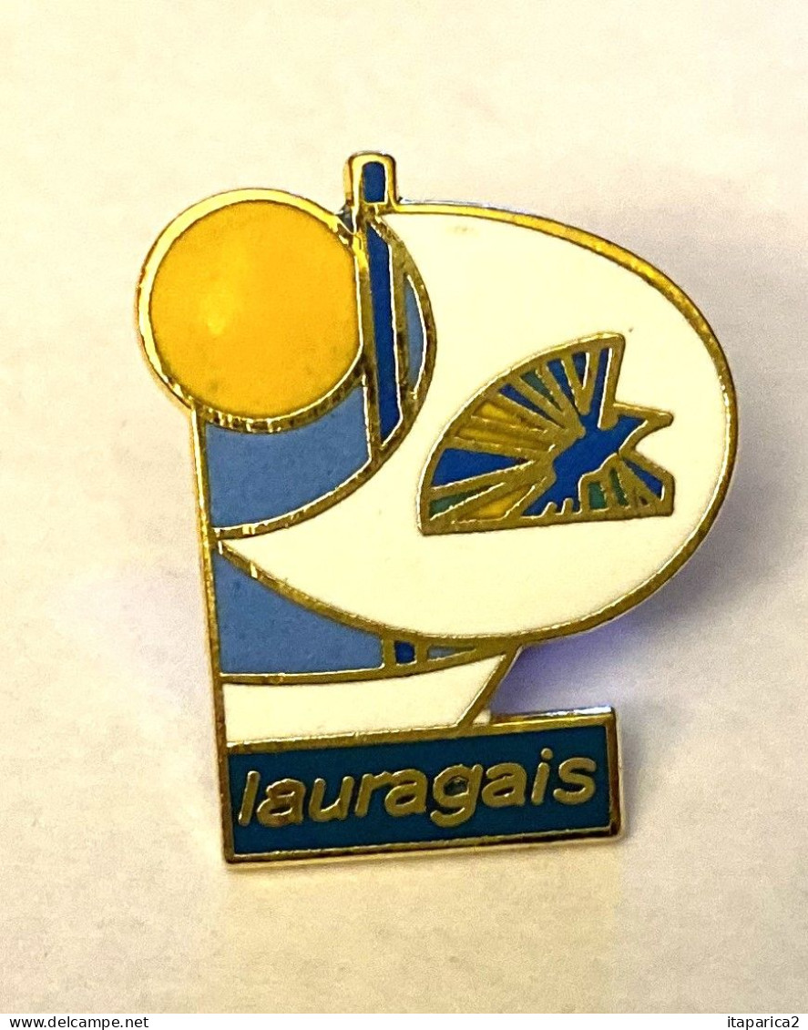 PINS SPORT VOILE LAURAGAIS  Doré  / 33NAT - Voile