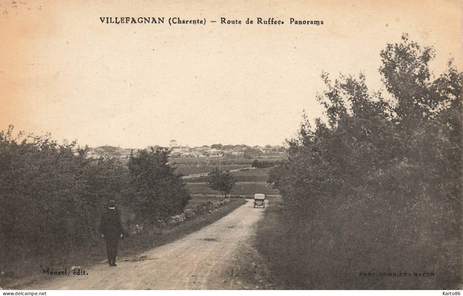Villefagnan * Route De Ruffec Et Panorama Du Village * Villegaois Automobile Ancienne - Villefagnan