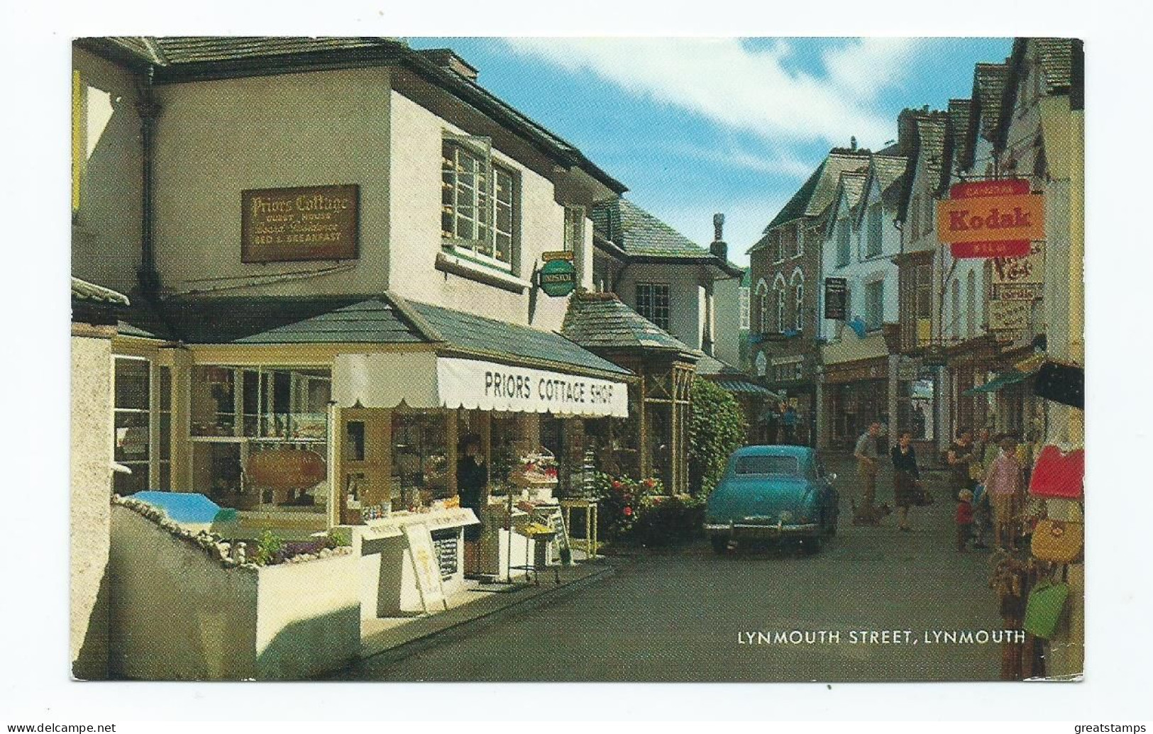 Devon Postcard Lynmouth Street  Vintage Card 70s 80s Unused Salmon - Lynmouth & Lynton