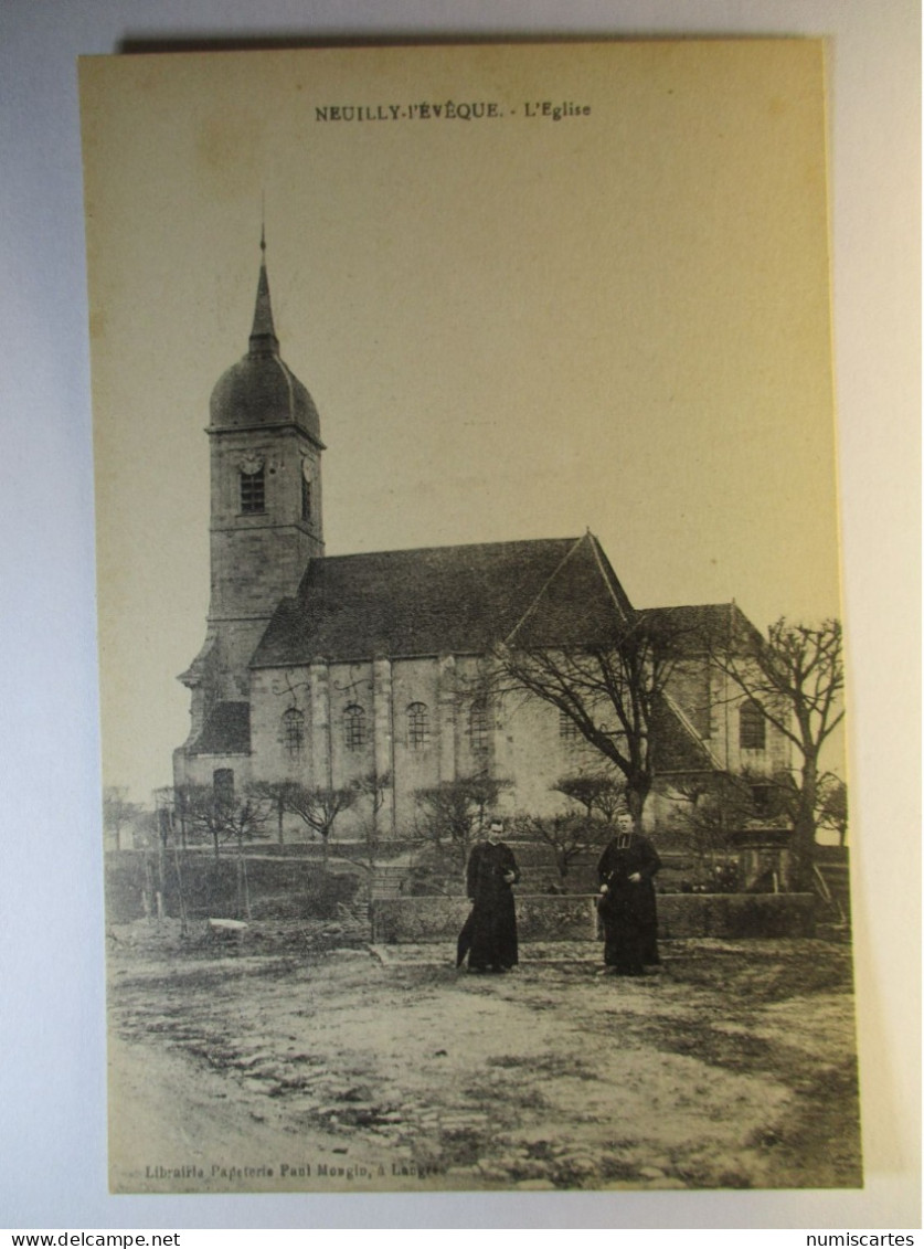 Carte Postale Neuilly L'Eveque (52) L'Eglise (Petit Format Non Circulée ) - Neuilly L'Eveque