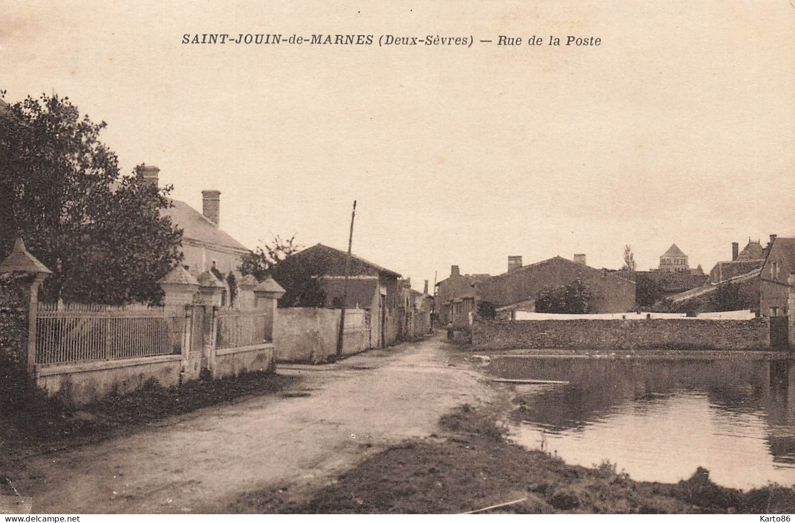 St Jouin De Marnes * La Rue De La Poste * Abreuvoir - Saint Jouin De Marnes
