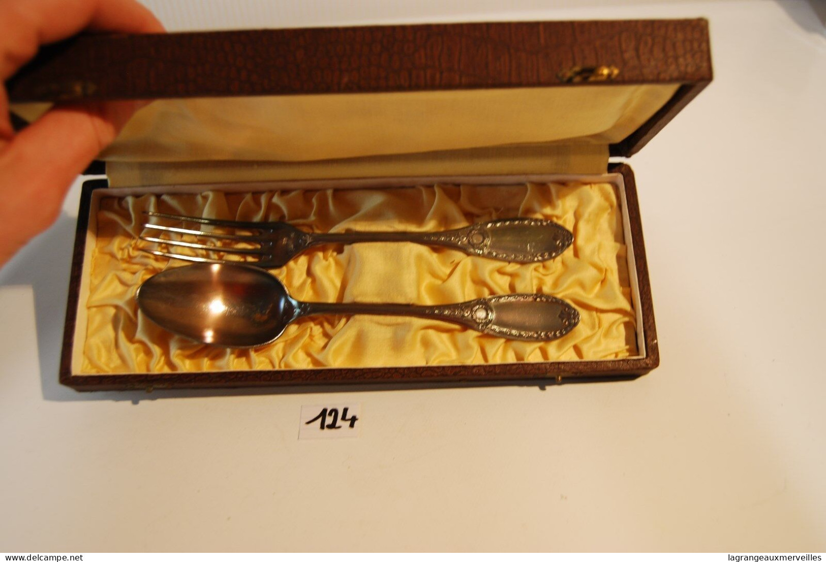 C124 Ensemble - Couteau Fourchette - étui Origine - POINCON - Spoons