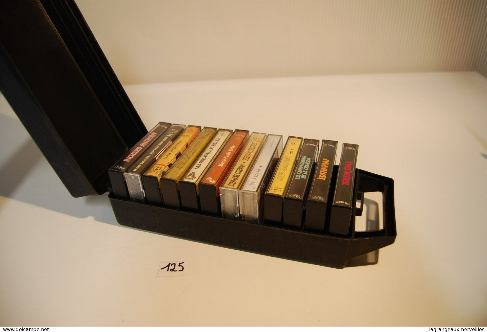 C125 Ancienne Caisse Avec K7 Vintage Musical - Autres Formats