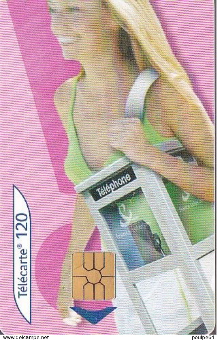 F1323K   08/2004 - CABINE BAGAGE " Femme 1 " - 120 GEM2 - 2004