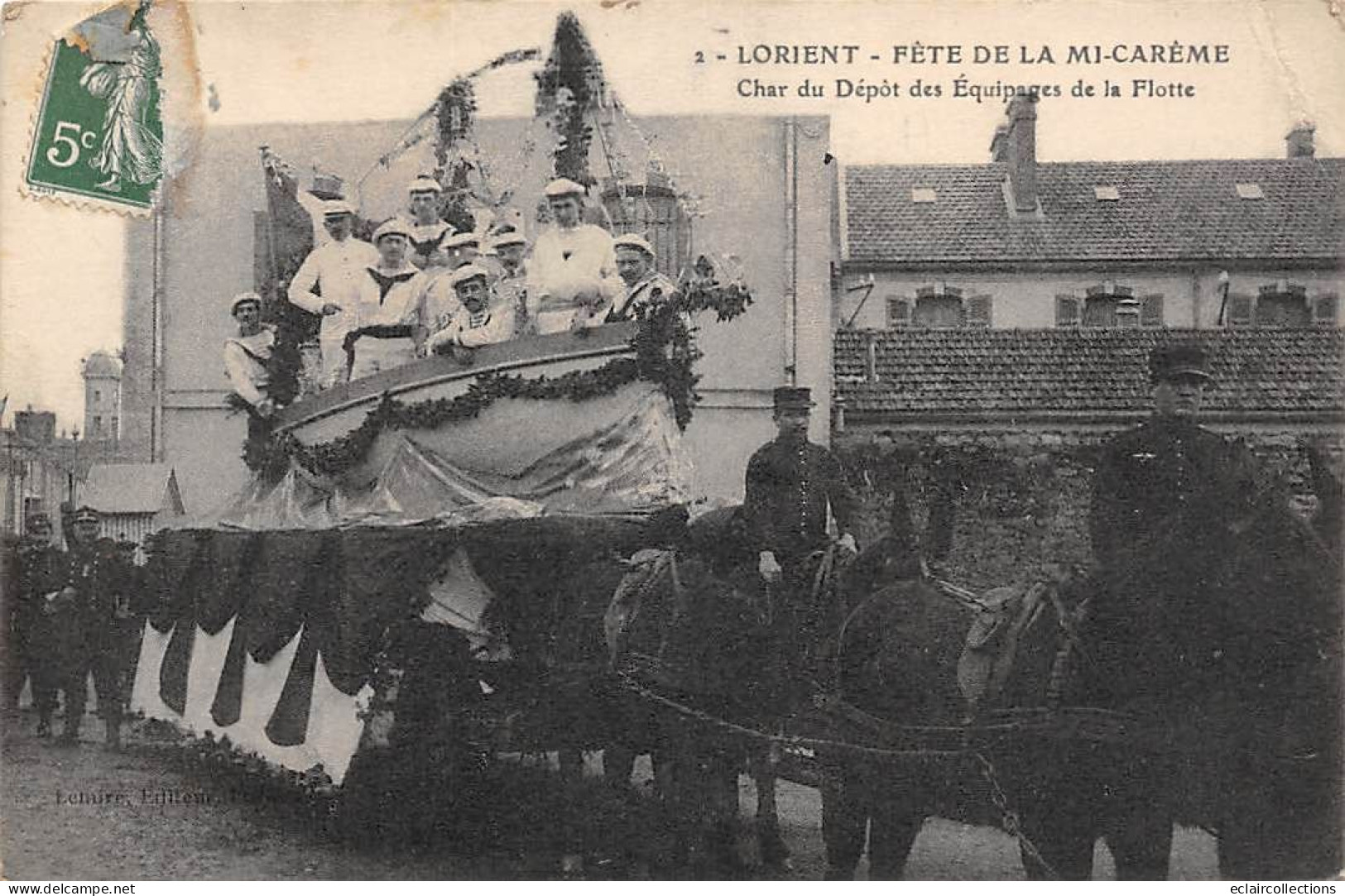 Lorient      56        Mi-Carême Char Du Dépôt Des Equipages De La Flotte      (voir Scan) - Lorient