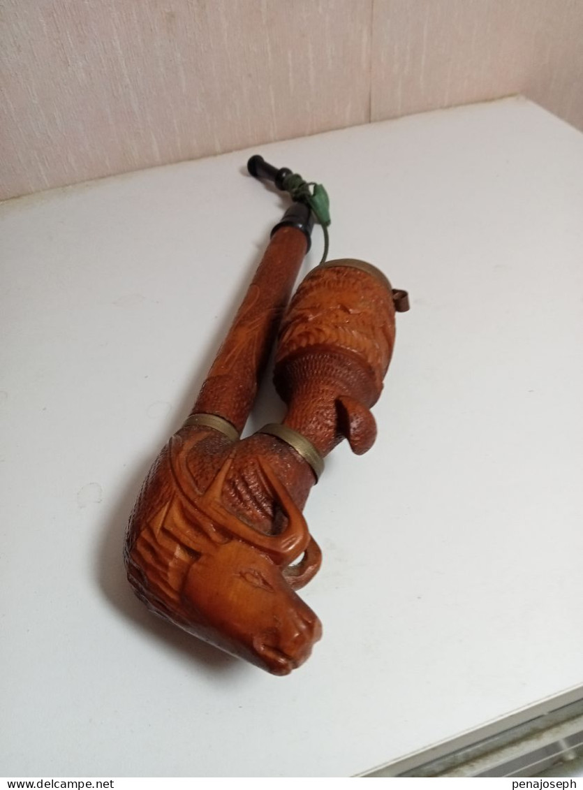 Ancienne Pipe En Bois Sculptée Du XIXème Hauteur 29 Cm - Madera