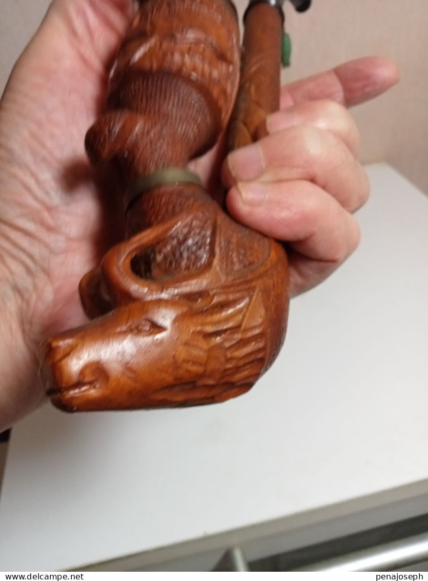Ancienne pipe en bois sculptée du XIXème hauteur 29 cm