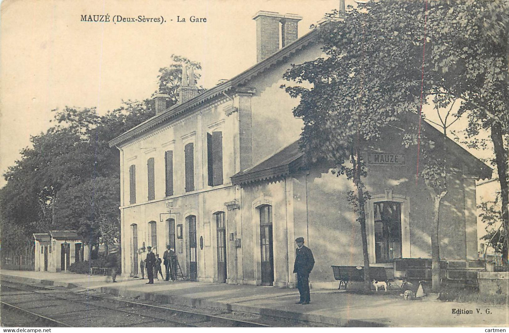 79 MAUZE LA GARE TRAIN CHEMIN DE FER - Mauze Sur Le Mignon