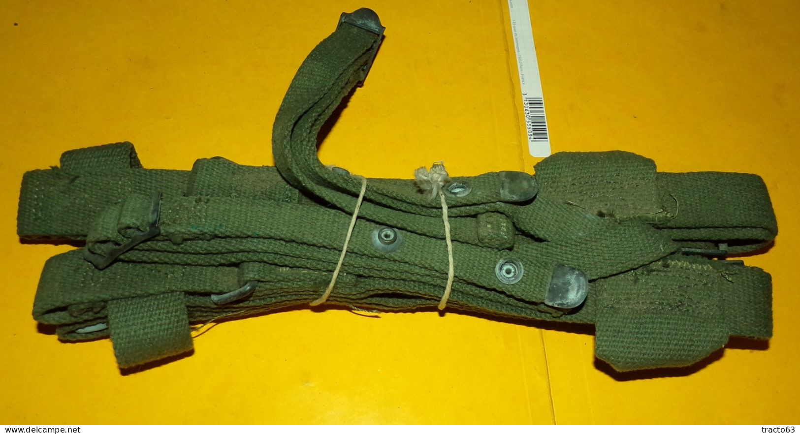 ARMEE AMERICAINE U.S : SANGLE DE L'ARMEE AMERICAINE AVEC UN TAMPON BIEN VISIBLE , CETTE SANGLE PERMET D'ACCROCHER UN SA - Equipement