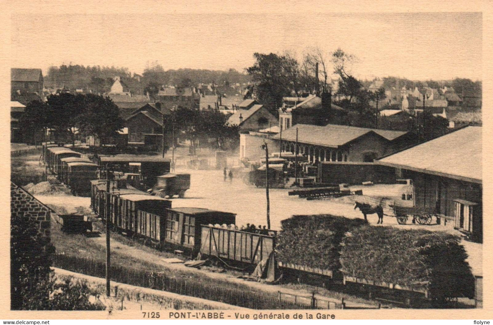 Pont L'abbé - Vue Générale De La Gare - Train Wagons La Ligne Du Chemin De Fer - Pont L'Abbe