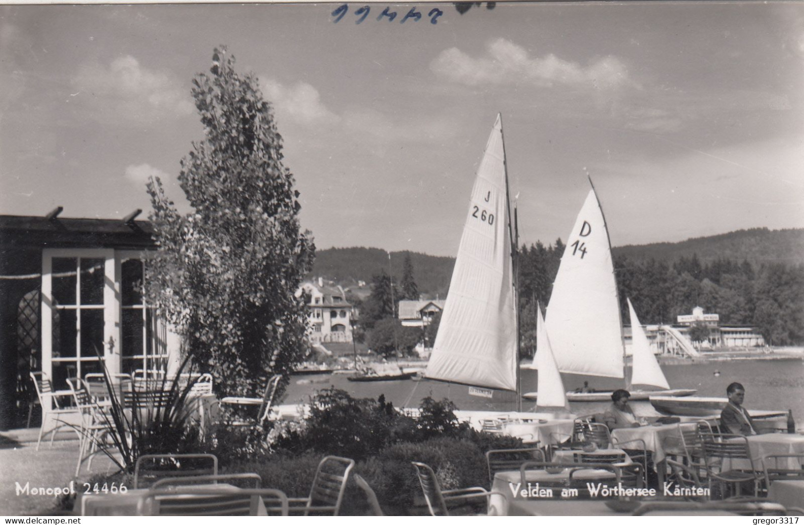 D9618) VELDEN Am WÖRTHERSEE - Gastgarten Mit Segelbooten Im Hintergrund ALT - Velden