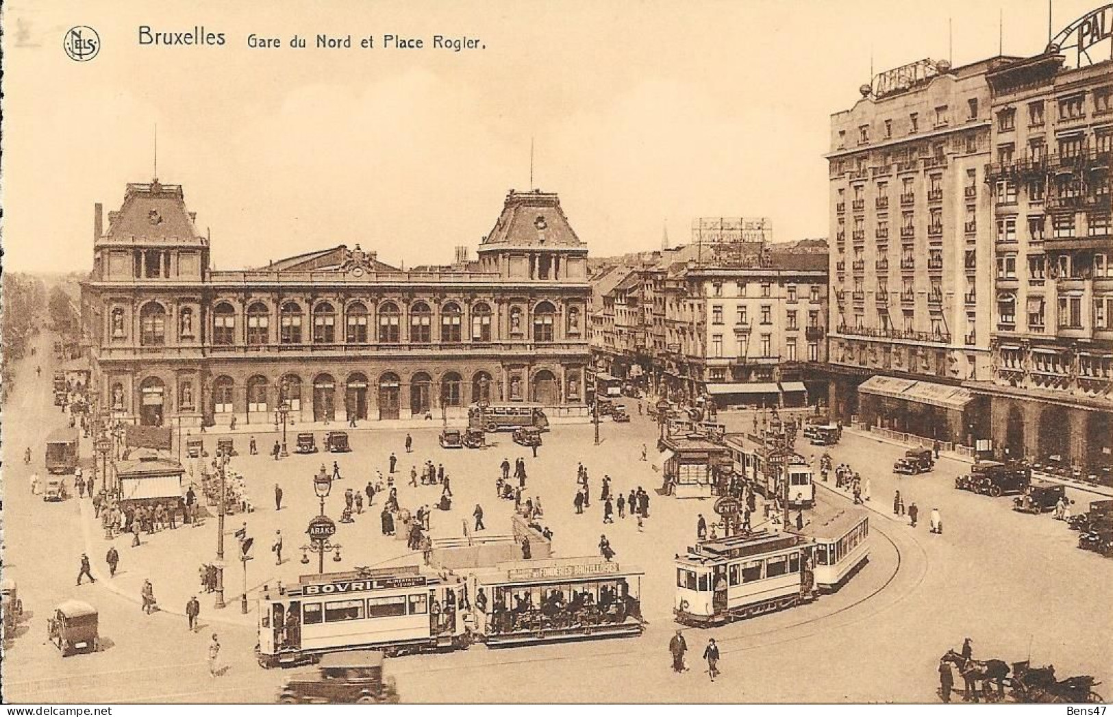 Bruxelles La Gare Du Nord Et Place Rogier  -pas Envoyé - Transport (rail) - Stations